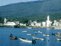 moroni-harbour.jpg
