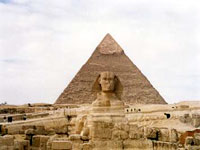 Egypt_-_Pyramids_of_Giza_JDuk.jpg