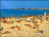 Estoril-beach-c-Portugal-Info.jpg