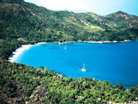 praslin-anse-lazio3.jpg
