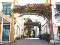 Gran_Canaria_Puerto_Morgan_backstreet.jpg
