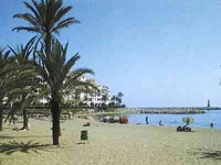 Puerto_Banus_beach.jpg