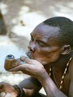 tanzania-mansmokingpipe.jpg