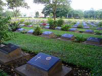 War-cemetery-Kanchanaburi.jpg