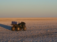 Makgadikgadi Salt Pans photo