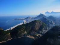 Bidirectional waves off the coast of Saquarema, State of Rio de