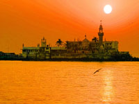 Haji Ali Dargah photo