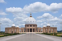 Basilica of Our Lady of Peace of Yamoussoukro photo