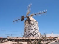 La Oliva windmill
